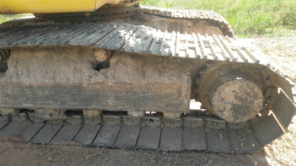 ขายรถแบคโฮ  KOMATSU PC200-7 ไมล์ 10340 ชม.ราคา 1290000