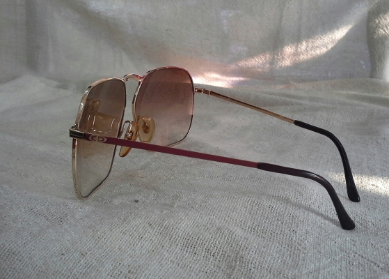 แว่นตาวินเทจสุดหรูสายพันธุ์ปาริเซียน ตัวแท้! Authentic CHRISTIAN DIOR handmade in Austria บิ๊กไซซ์! แว่นตาวินเทจสุดหรูสายพันธุ์ปาริเซียน ตัวแท้! Authentic CHRISTIAN DIOR handmade in Austria บิ๊กไซซ์!