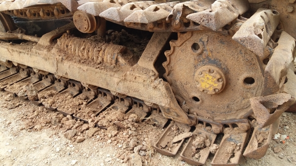 ขาย 145,000.CATERPILLAR D3B ตีนเป็ด เครื่องดี เกียร์แรง ช่วงล่างพอใช้ (รถอยู่จันทบุรี) 090-772-3710 090-772-3708 ขาย 145,000.CATERPILLAR D3B ตีนเป็ด เครื่องดี เกียร์แรง ช่วงล่างพอใช้ (รถอยู่จันทบุรี) 090-772-3710 090-772-3708