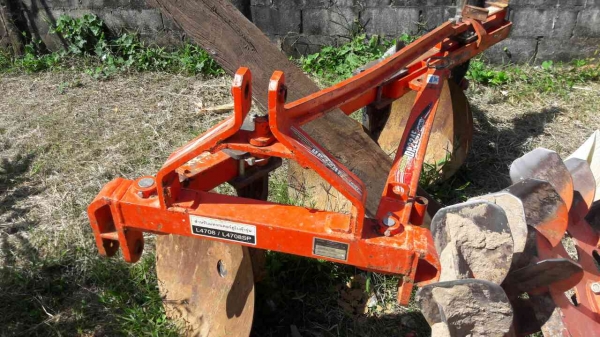 หางสี่กระทู่สามตราช้างใส่36-45-47แรง