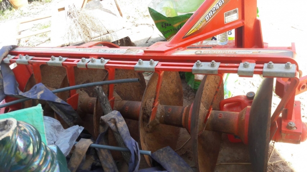 ผาลหกใบ24ตราช้างแฮพวี่พลัส