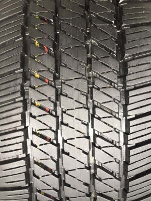 แม็กพร้อมยางป้ายแดงปี16 ฟอร์จูนเนอร์ ขอบ18 ยางบริดสโตน ตุ่มครบ แม็กพร้อมยางป้ายแดงปี16 ฟอร์จูนเนอร์ ขอบ18 ยางบริดสโตน ตุ่มครบ