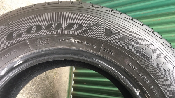 ยางป้ายแดง 205-70-15 Goodyear ปี16 ยางป้ายแดง 205-70-15 Goodyear ปี16