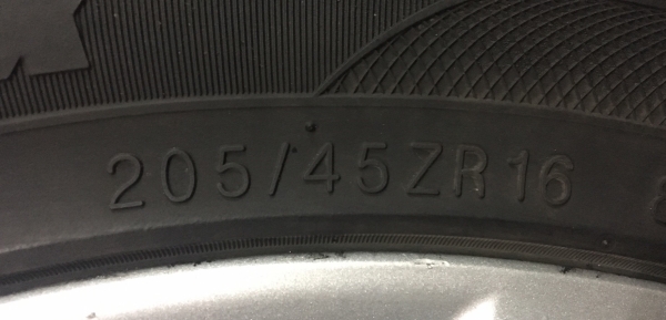 ล้อแม็ก Suzuki swift พร้อมยาง 205-45-16 ล้อแม็ก Suzuki swift พร้อมยาง 205-45-16