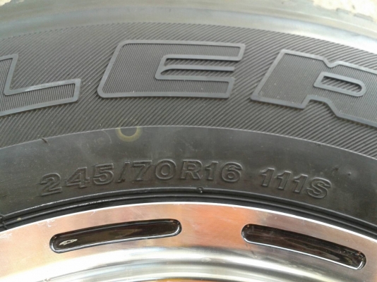 ล้อใหม่ขอบ16นิ้ว6รู แถมยางเปอเซน ชุดนี้ ราคา 7800 บาท