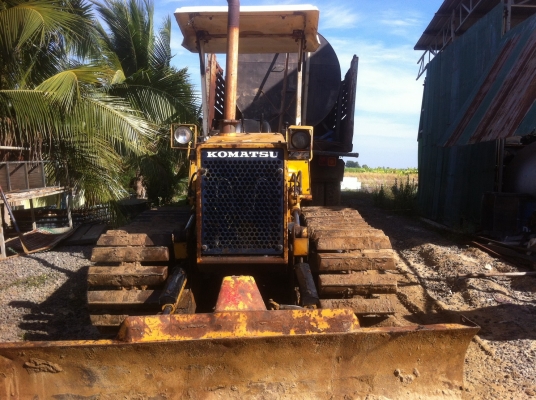 ขายแทร็คเตอร์ KOMATSU D20P-6 พร้อมใช้งาน