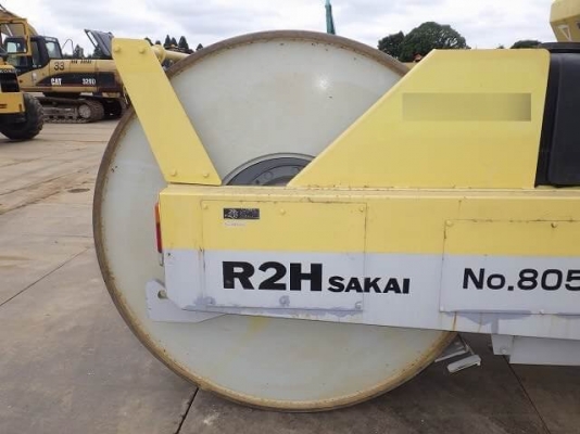 รถบดสามล้อเหล็ก SAKAI R2H FROM JAPAN สนใจติดต่อ 063-9316985 ID LINE : 0639316985 ครับ