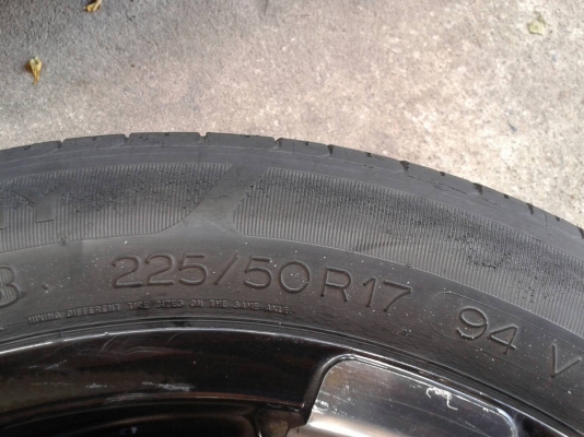 ขอบ17นิ้ว6รู พร้อมยาง ชุดนี้ ราคา 7400 บาท ขอบ17นิ้ว6รู พร้อมยาง ชุดนี้ ราคา 7400 บาท