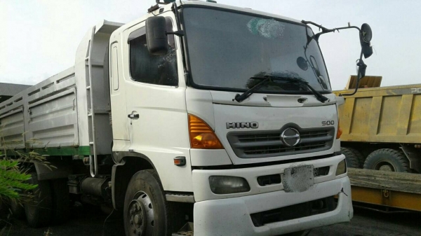 ขายรถพ่วง 22 ล้อ แม่-ลูก กระบัเหล็กคอกเกษตรดั้ม HINO 380 ปี. 52 ปรายปี รถสวยพร้อมใช้ ราคา 1900000 สนใจรีบโทรด่วน ขายรถพ่วง 22 ล้อ แม่-ลูก กระบัเหล็กคอกเกษตรดั้ม HINO 380 ปี. 52 ปรายปี รถสวยพร้อมใช้ ราคา 1900000 สนใจรีบโทรด่วน