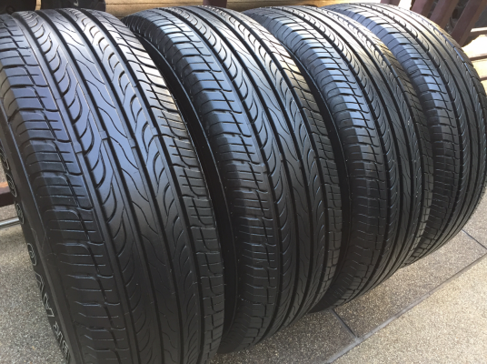 ยาง Maxxis 245 70 16 กลางปี15 ดอกเต็ม เนื้อนิ่มๆ ไม่มีปะ ราคาไม่แพง ยาง Maxxis 245 70 16 กลางปี15 ดอกเต็ม เนื้อนิ่มๆ ไม่มีปะ ราคาไม่แพง
