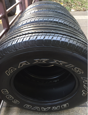ยาง Maxxis 245 70 16 กลางปี15 ดอกเต็ม เนื้อนิ่มๆ ไม่มีปะ ราคาไม่แพง ยาง Maxxis 245 70 16 กลางปี15 ดอกเต็ม เนื้อนิ่มๆ ไม่มีปะ ราคาไม่แพง