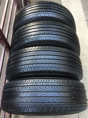 ยาง Maxxis 245 70 16 กลางปี15 ดอกเต็ม เนื้อนิ่มๆ ไม่มีปะ ราคาไม่แพง ยาง Maxxis 245 70 16 กลางปี15 ดอกเต็ม เนื้อนิ่มๆ ไม่มีปะ ราคาไม่แพง