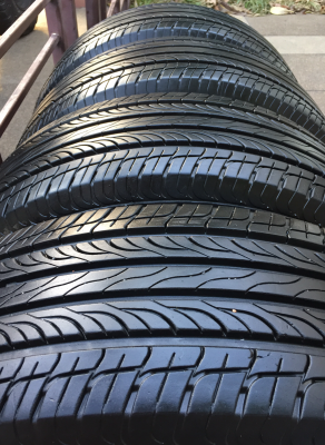 ยาง Maxxis 245 70 16 กลางปี15 ดอกเต็ม เนื้อนิ่มๆ ไม่มีปะ ราคาไม่แพง ยาง Maxxis 245 70 16 กลางปี15 ดอกเต็ม เนื้อนิ่มๆ ไม่มีปะ ราคาไม่แพง