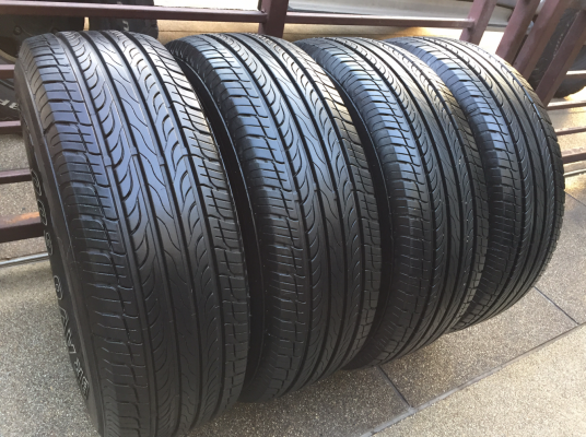 ยาง Maxxis 245 70 16 กลางปี15 ดอกเต็ม เนื้อนิ่มๆ ไม่มีปะ ราคาไม่แพง ยาง Maxxis 245 70 16 กลางปี15 ดอกเต็ม เนื้อนิ่มๆ ไม่มีปะ ราคาไม่แพง
