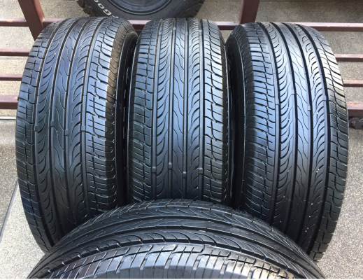 ยาง Maxxis 245 70 16 กลางปี15 ดอกเต็ม เนื้อนิ่มๆ ไม่มีปะ ราคาไม่แพง ยาง Maxxis 245 70 16 กลางปี15 ดอกเต็ม เนื้อนิ่มๆ ไม่มีปะ ราคาไม่แพง