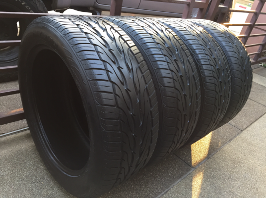 ยาง Toyo 265 50 20 ปี13 ดอกเยอะ พร้อมใช้งาน ราคาไม่แพง