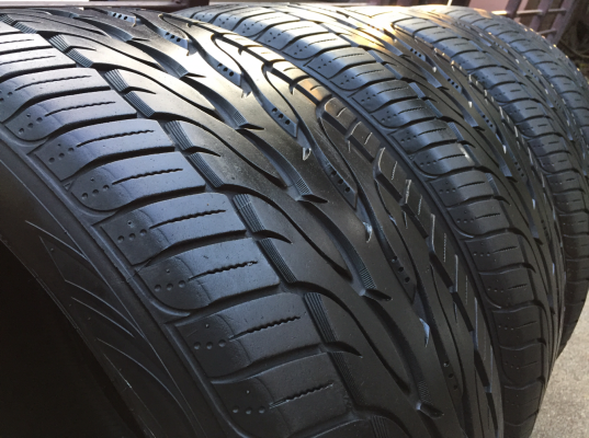 ยาง Toyo 265 50 20 ปี13 ดอกเยอะ พร้อมใช้งาน ราคาไม่แพง ยาง Toyo 265 50 20 ปี13 ดอกเยอะ พร้อมใช้งาน ราคาไม่แพง