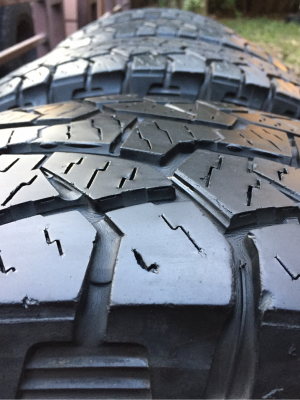 ยาง All Hankook 265 75 16 กลางปี13 ดอกเยอะ พร้อมใช้งาน ราคาไม่แพง ยาง All Hankook 265 75 16 กลางปี13 ดอกเยอะ พร้อมใช้งาน ราคาไม่แพง