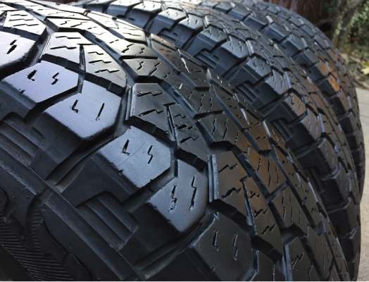 ยาง All Hankook 265 75 16 กลางปี13 ดอกเยอะ พร้อมใช้งาน ราคาไม่แพง ยาง All Hankook 265 75 16 กลางปี13 ดอกเยอะ พร้อมใช้งาน ราคาไม่แพง