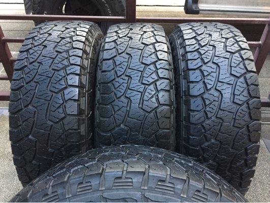 ยาง All Hankook 265 75 16 กลางปี13 ดอกเยอะ พร้อมใช้งาน ราคาไม่แพง ยาง All Hankook 265 75 16 กลางปี13 ดอกเยอะ พร้อมใช้งาน ราคาไม่แพง