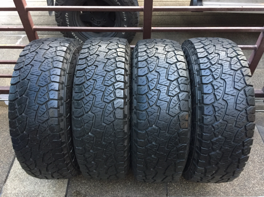 ยาง All Hankook 265 75 16 กลางปี13 ดอกเยอะ พร้อมใช้งาน ราคาไม่แพง ยาง All Hankook 265 75 16 กลางปี13 ดอกเยอะ พร้อมใช้งาน ราคาไม่แพง