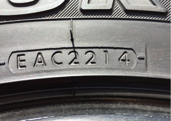 ยาง All Yokohama 265 65 17 กลางปี14 ดอกเยอะ พร้อมใช้งาน ราคาไม่แพง ยาง All Yokohama 265 65 17 กลางปี14 ดอกเยอะ พร้อมใช้งาน ราคาไม่แพง