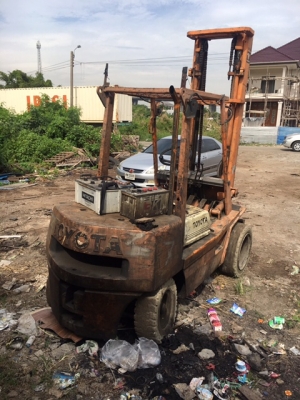 Toyota รุ่น4 3ตัน