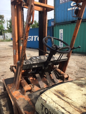 Toyota รุ่น4 3ตัน