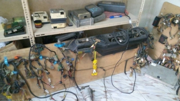 รับซ่อมกล่อง จอ มอเตอร์คันเร่ง รถแมคโค  กล่องไม่อ่านค่า จอดับ รับทำทุกรุ่นครับ รับประกัน