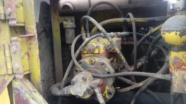 แบคโฮKOBELCO SK120 MARK (มาร์ค3) พิมพ์นิยม เครื่อง+ปั้ม ดีแรง ไฟฟ้าจอกล่อง ครบ ขาดมอเตอร์คันเร่ง บูมอาร์มสวย เอวมีขยับนิด ช่วงล่าง70\% พร้อมใช้งาน ขายตามสภาพ เอกสารใบแจ้งจำหน่าย **ขาย KOBELCO SK120 MARK-3 แบคโฮพิมพ์นิยม สภาพดี มีใบแจ