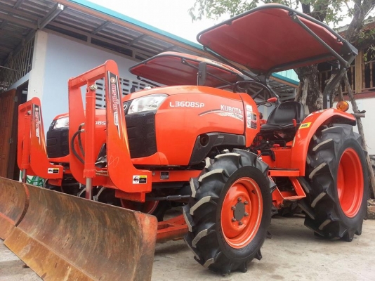 คูโบต้า L3608SP 4 WD  รถเกรด A ใบมีดตราช้าง ตัดหญ้าใหม่