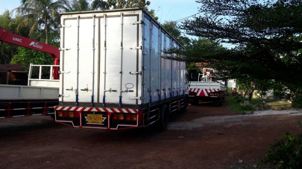 ขายรถ6ล้อ7.20อีซูซุ DECA200 ปี46 สภาพพร้อมใช้งาน เอกสารเล่มทะเบียนพร้อม แชชซีสวย