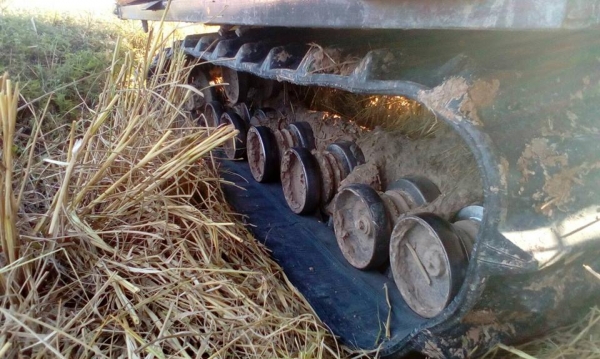 ขายรถเกี่ยวข้าว คูโบต้าDC68G ทำงาน1,8&times;&times;&times;ชม. ชาวงล่างดี สภาพพร้อมทำงาน เอกสารเล่มทะเบียนครบ