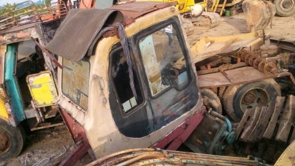 ขายหัวเก๋งรถแมคโค โคมัสสุ PC-120-6 PC-200-6 PC-60-6-7 ขายไม่แพงได้ทั้งแท่น ขาย 17,500 บาท รีบหน่อยครับ ขายหัวเก๋งรถแมคโค โคมัสสุ PC-120-6 PC-200-6 PC-60-6-7 ขายไม่แพงได้ทั้งแท่น ขาย 17,500 บาท รีบหน่อยครับ