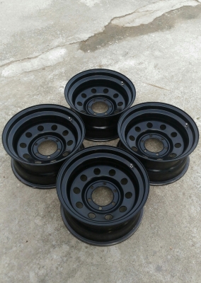 ขายล้อลาย ROCK CRAWLER A08 /16x8 ลบ 25 สวยๆ