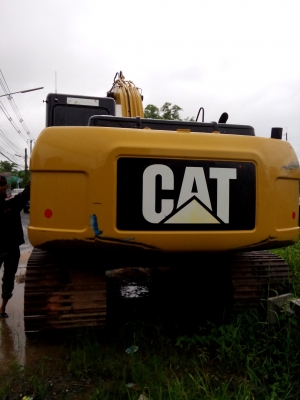 ขายรถขุด CAT 320 D สภาพเหมือนรถใหม่ พร้อมใช้งาน เล่มพร้อมโอน