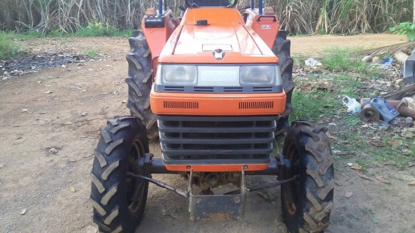 ขายรถคูโบต้า25แรง สองเพลาพร้อมโรตารี่สวยๆ