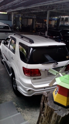 ขายFORTUNER 4X4ปี05 สภาพพร้อมใช้
