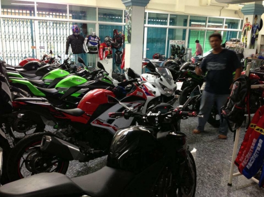 รับซื้อรถทุกรุ่นทั่วไทย BIGBIKE ทุกชนิดจ่ายเงินสดทั่วไทยจ่ายเงินสด