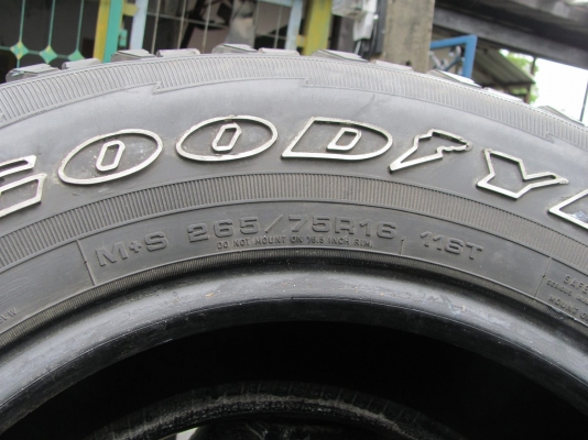 ขายยาง Goodyear A/T 265/75/16 ปลายปี10 ทั้ง 4 เส้น ขาย 4,000