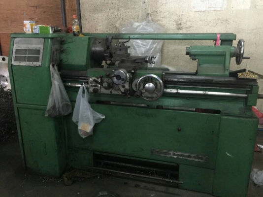 ขายเครื่องกลึง6ฟุตรางเป็นแบบบอลสกรูระบบไฮโดรลิคญี่ปุ่นเครื่องราคากันเองเหมาะแก่งานพาส