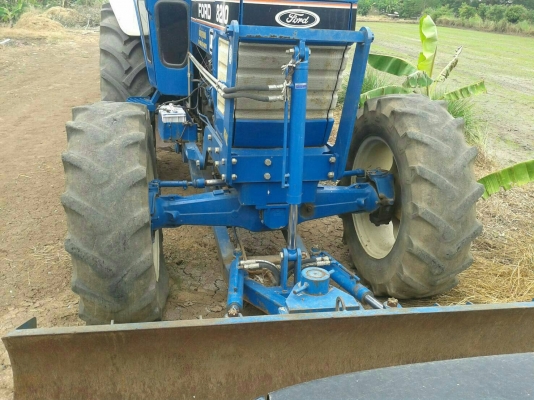 ขายรถไถ ซื้อเก่านอกมาไม่นาน 700000 บาท