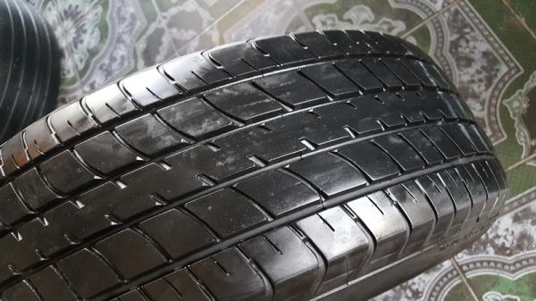 ขายล้อใหม่15 CE28 4รู100-114 ยางเปอร์เช็นปี15  4 ล้อ