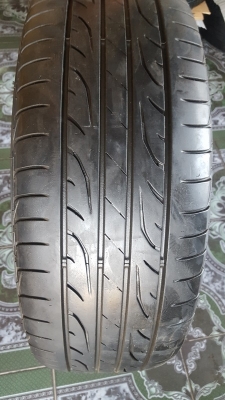 ขายล้อTOYOTA Altis 16 ยางปี15 4 ล้อ