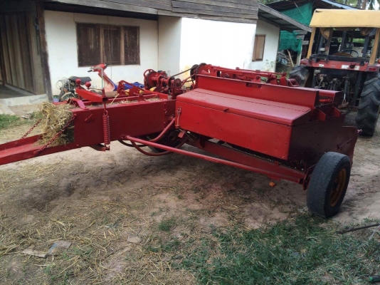 ขายเครื่องอัดฟาง แมสซี่124 ป้ายเหลืองแท้ พร้อมใช้