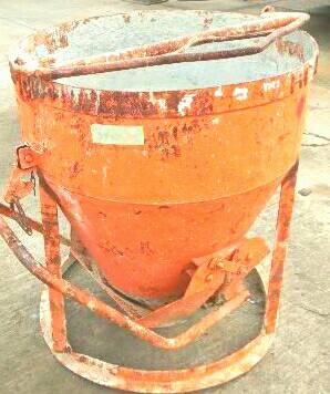 ขายทีใส่คอนกรีตสำหรับใช้กับรถเครนและรถเฮียบเก่านอกแท้ๆๆขาย31500พร้อมใช้ต่อรองราคาได้ครับ