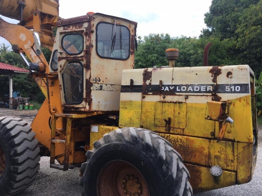 ขายรถตัก Komatsu 510 รถนอกนำเข้าจากญี่ปุ่น 100\% สภาพสวย พร้อมใช้งาน สนใจติดต่อ 081-948-5494