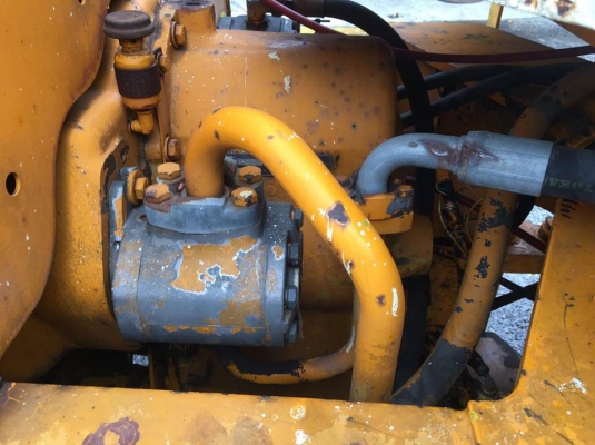 ขายรถตัก Komatsu 510 รถนอกนำเข้าจากญี่ปุ่น 100\% สภาพสวย พร้อมใช้งาน สนใจติดต่อ 081-948-5494