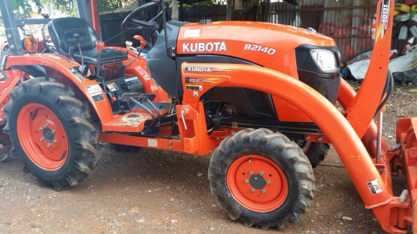 ขาย B2140 รถเกรดA รถ475 ชั่วโมง มีใบดัน โรตารี่