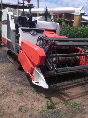 ขายราคา335000.บาทdc68นิวสปิงพลัสรุ่นสุดท้ายปายปี54ใช้งาน2000ชั่วโมง.0868-780038..รถปี54..เอกสารพร้อมโอน..แทกยางใหม่.ล้อนำใหม่.เฟืองเสตอรใหม่